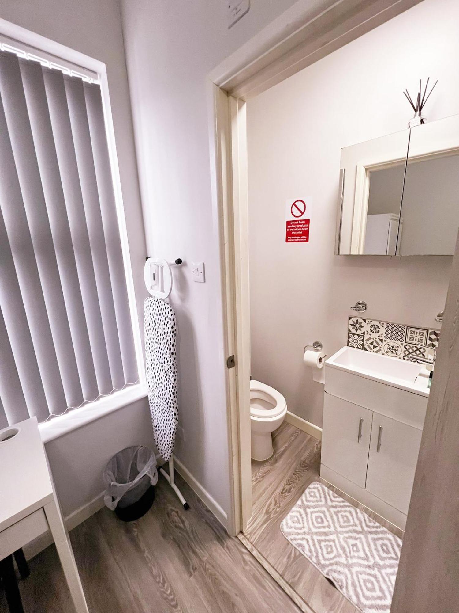 Bed and breakfast 51 Kingsway Coventry Cv2 4Ff Extérieur photo