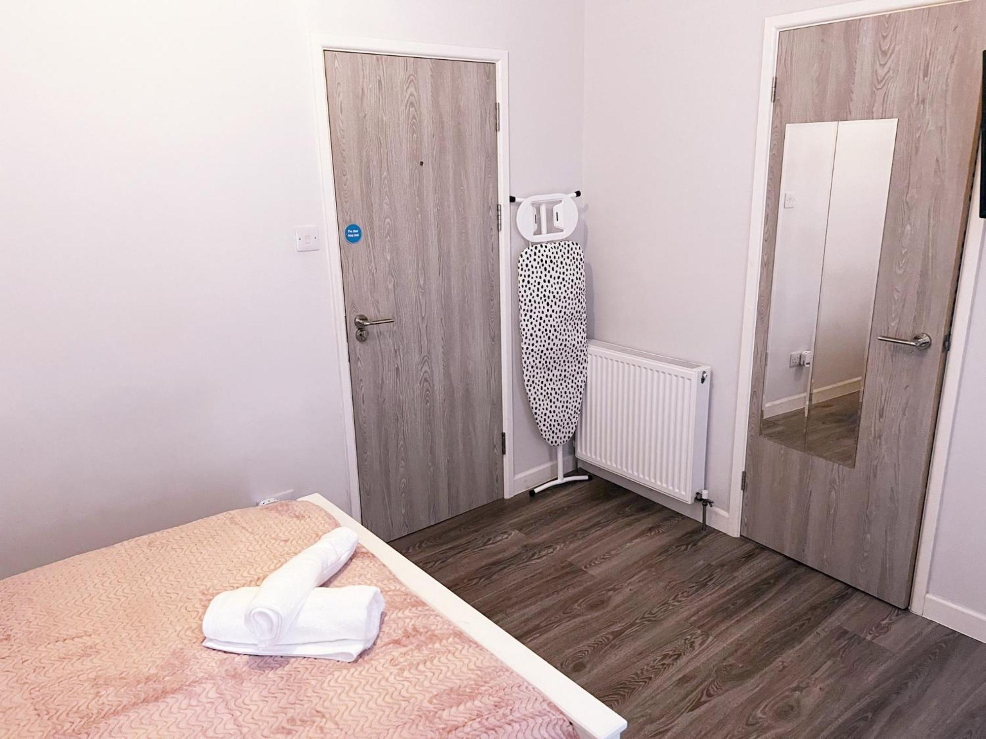 Bed and breakfast 51 Kingsway Coventry Cv2 4Ff Extérieur photo